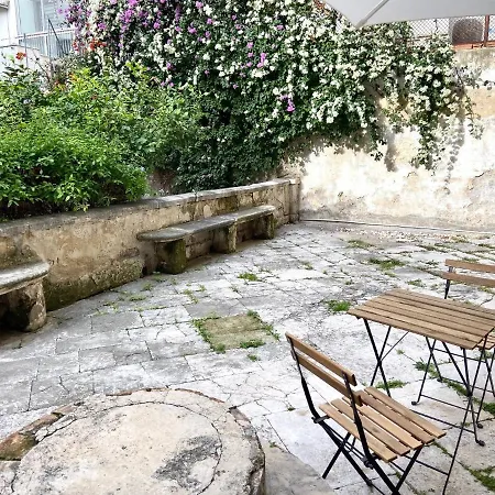 Black And White Garden Appartamento *